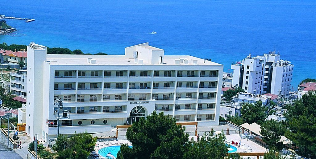 Tuntas Family Suites Kusadasi Exterior photo
